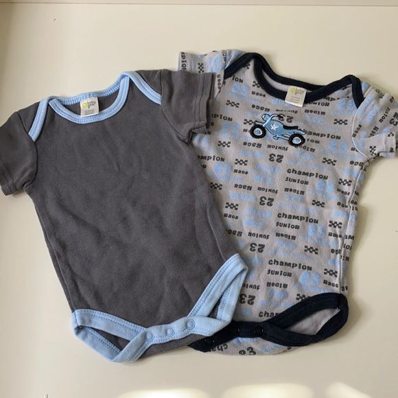 🌵Bundle to save 3/$10!🌵TWO for ONE 0-3 baby outfits - Picture 1 of 6